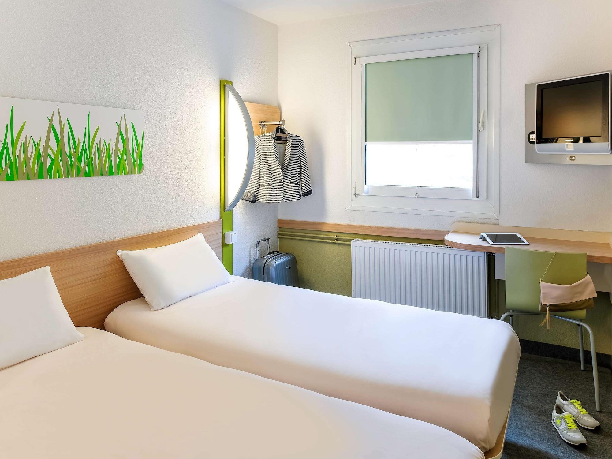 ibis budget Le Mans Centre Buitenkant foto